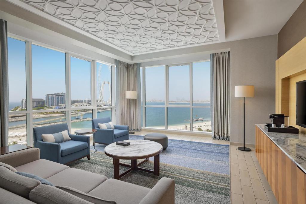 DoubleTree by Hilton Dubai Jumeirah Beach - 