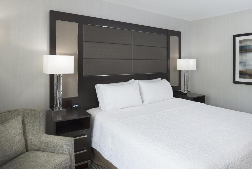 Hampton Inn & Suites Bridgewater, NJ photo
