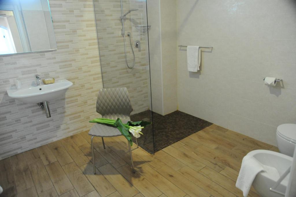 Hotel Astoria - Economy Double Room - Basement Floor