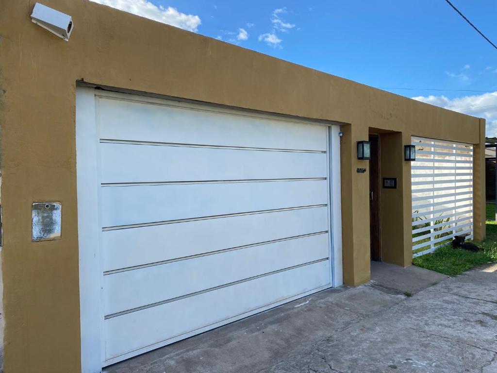 Casa Daia con cochera y piscina