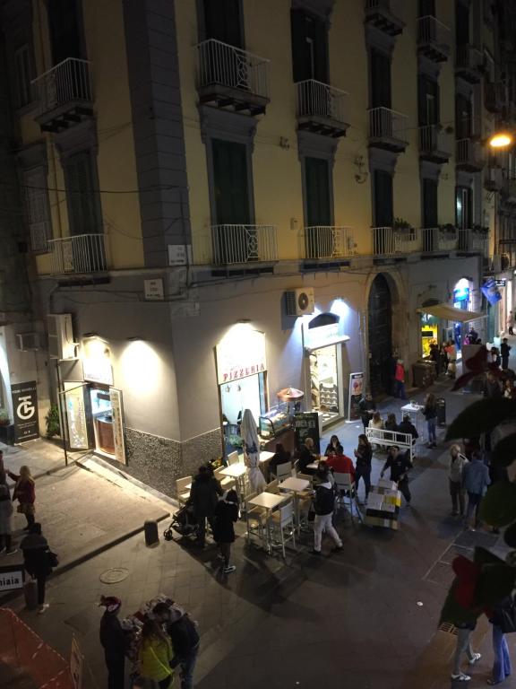 La Residenza Napoli Chiaia short let Apartment Superior Via Chiaia 82 - 11