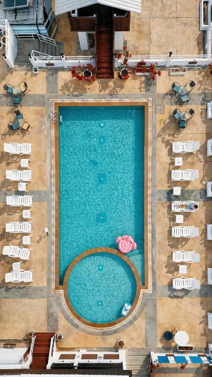 Issara Hotel Patong در پوکت