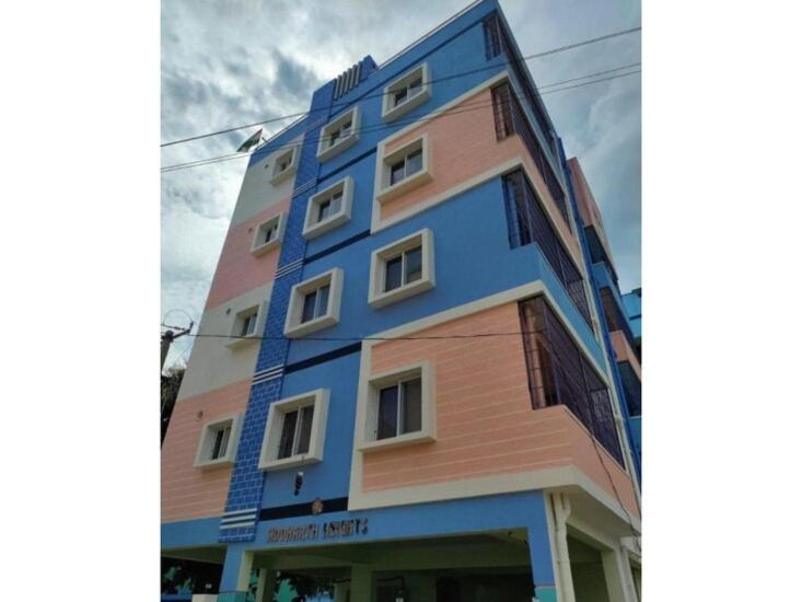 Yashwithaa Homestay Tirupati - New Hill View Apartments with Balcony, AC, WiFi, TV photo
