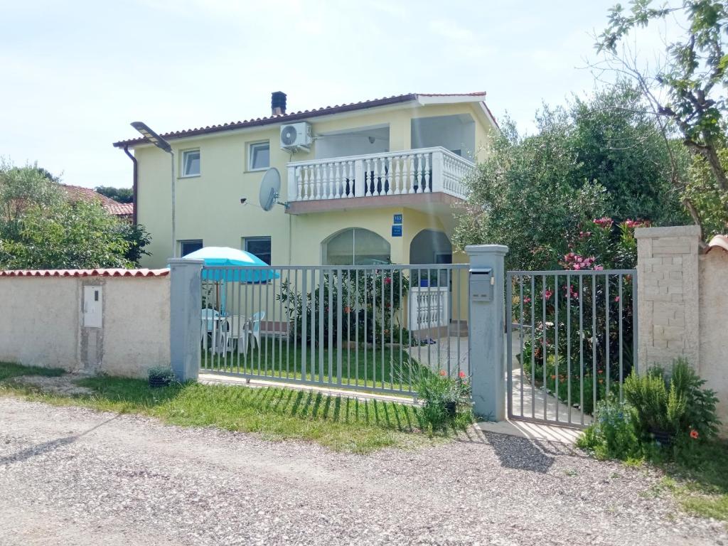 Apartment Rosa