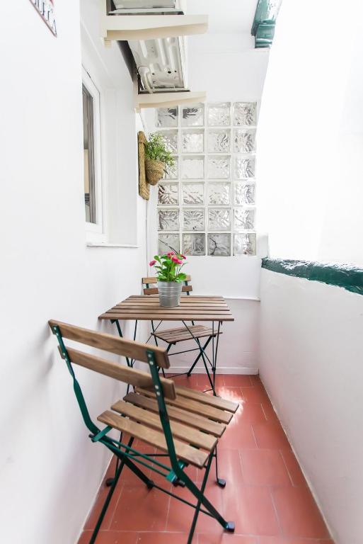 Chueca & Justicia: Beautiful, romantic + terrace