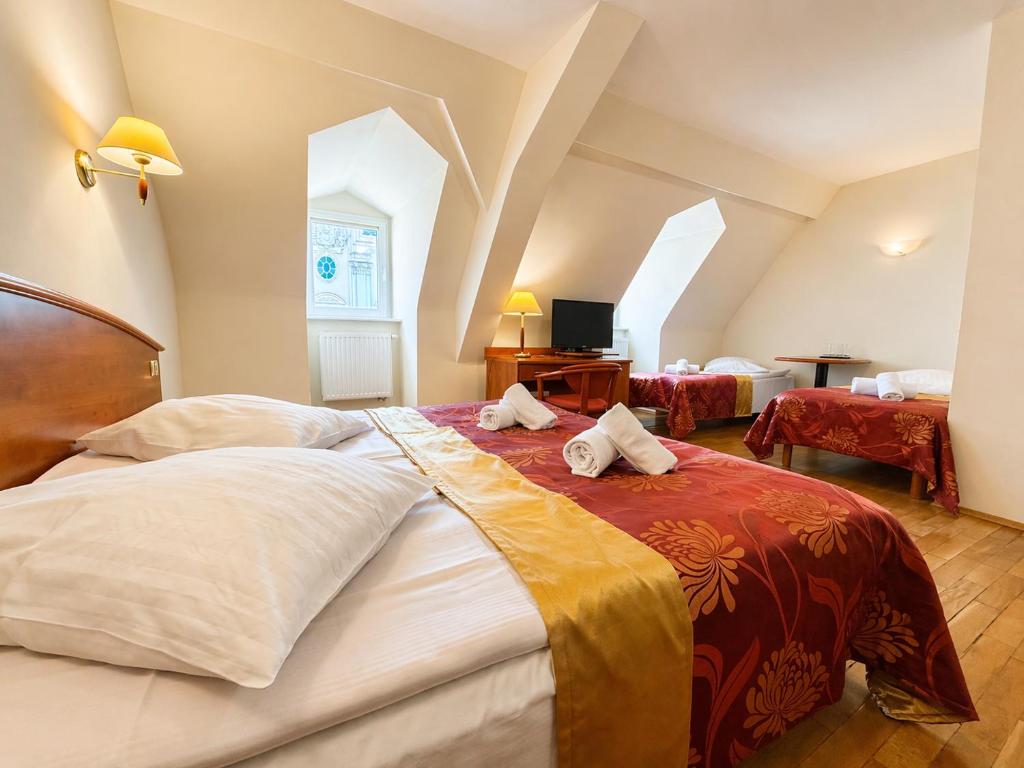 Hotel Restauracja Caspar - Habitación Cuádruple Prémium
