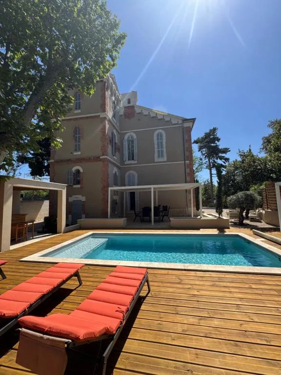 La Bastide des Trembles- Hôtel particulier avec piscine proche IPC et Vélodrome