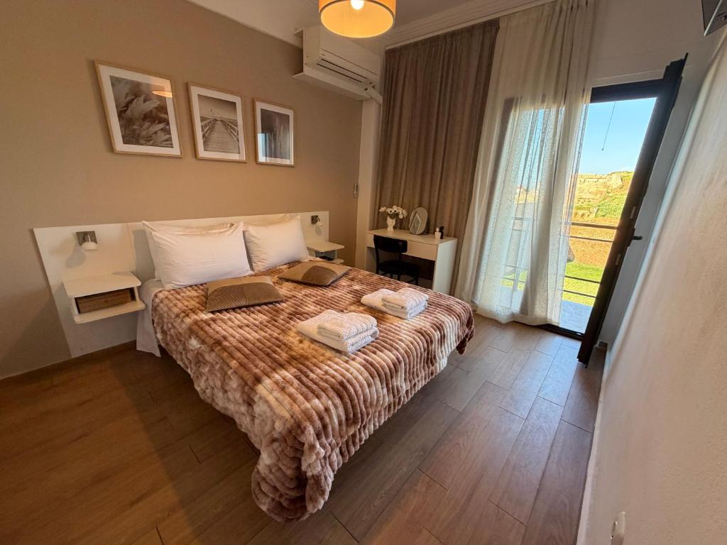 Chania Sea view apt 9' to center, beach, old town