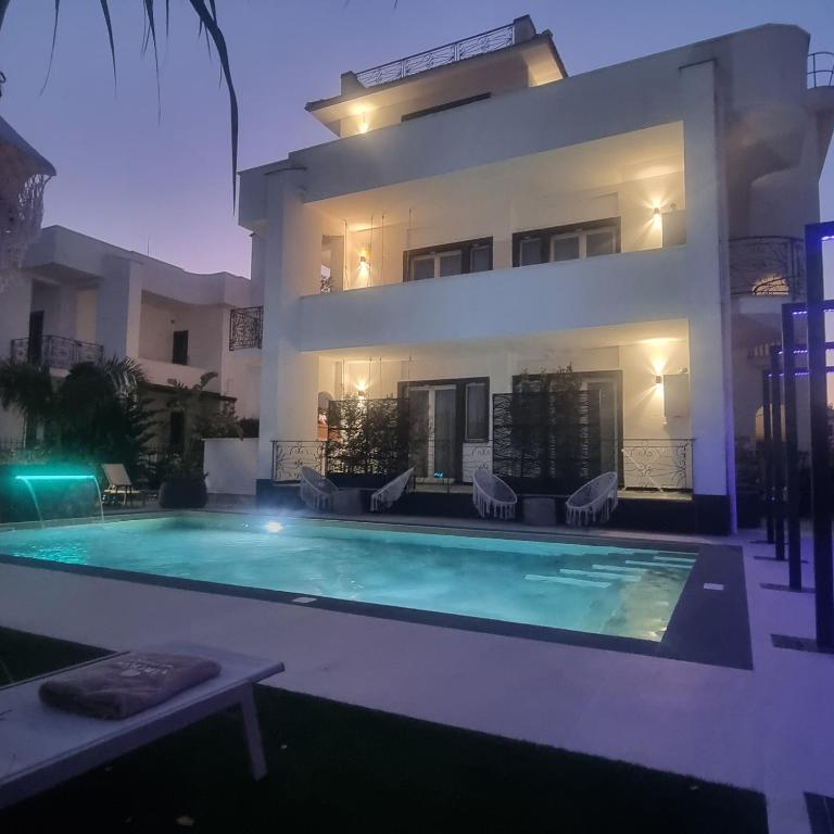 Viroga Suite Apartments