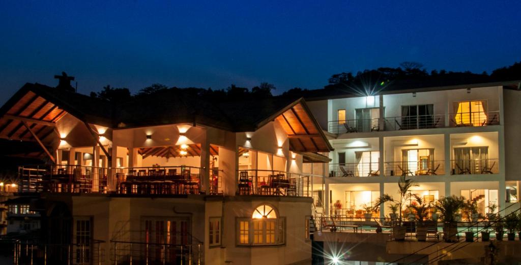 Budova, kde se hotel nachází