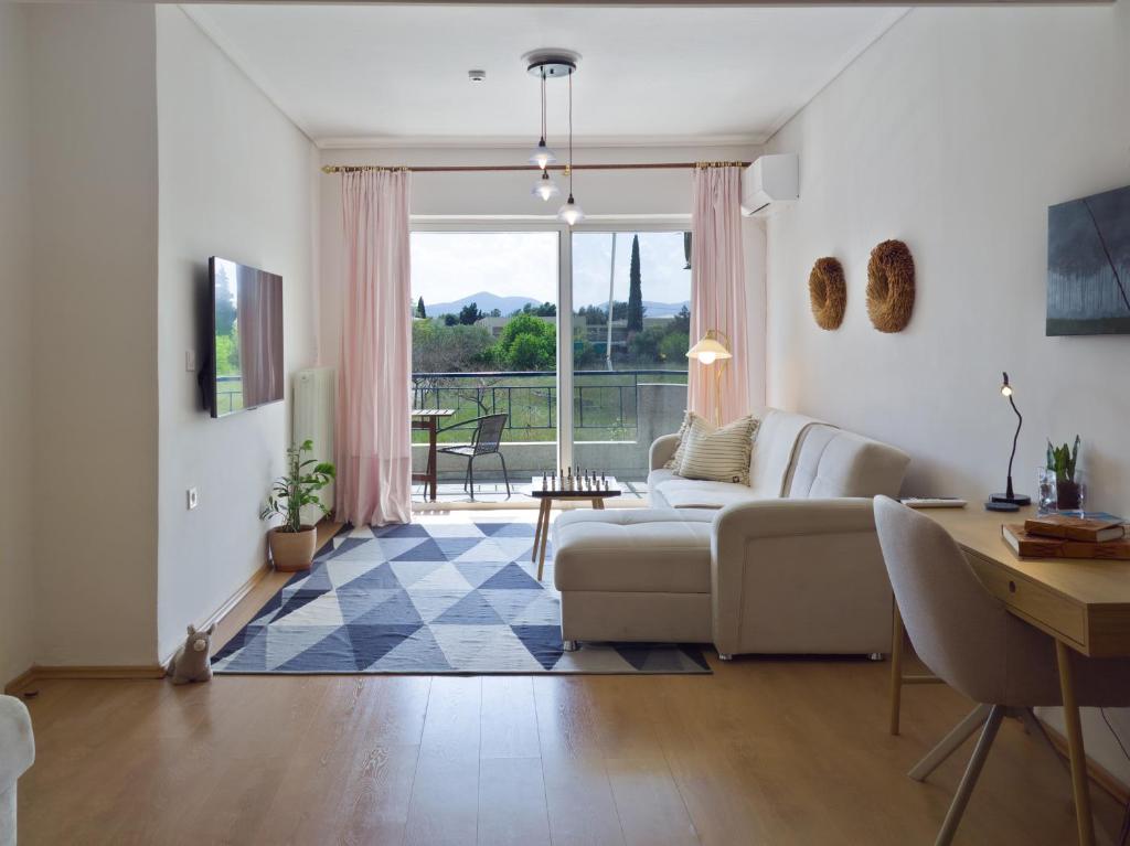 Bright Spacious 70 sq m Home Near Mount Pelion & Volos