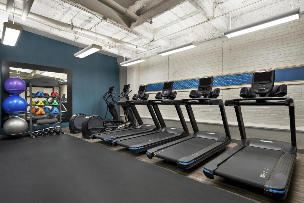 Hampton Inn & Suites New Orleans Downtown French Quarter Area photo