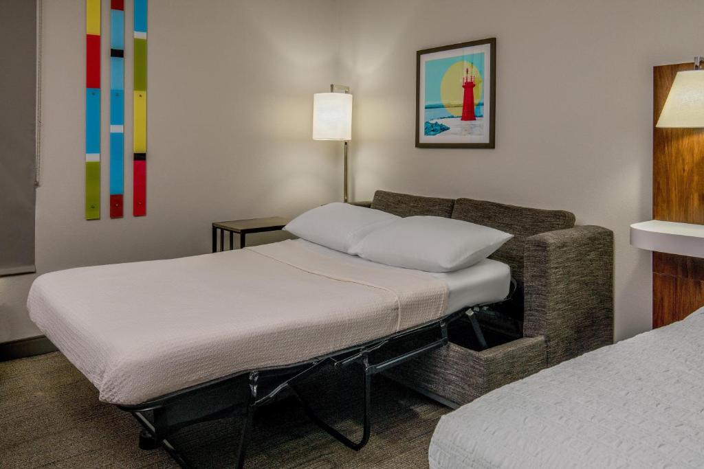 Hampton Inn Rehoboth Beach - Habitación Con Cama Extragrande - No Fumadores