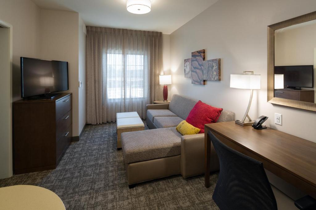 Staybridge Suites - Phoenix – Biltmore Area by IHG photo