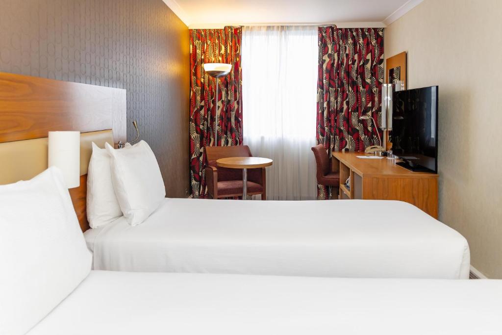 Hilton London Olympia photo