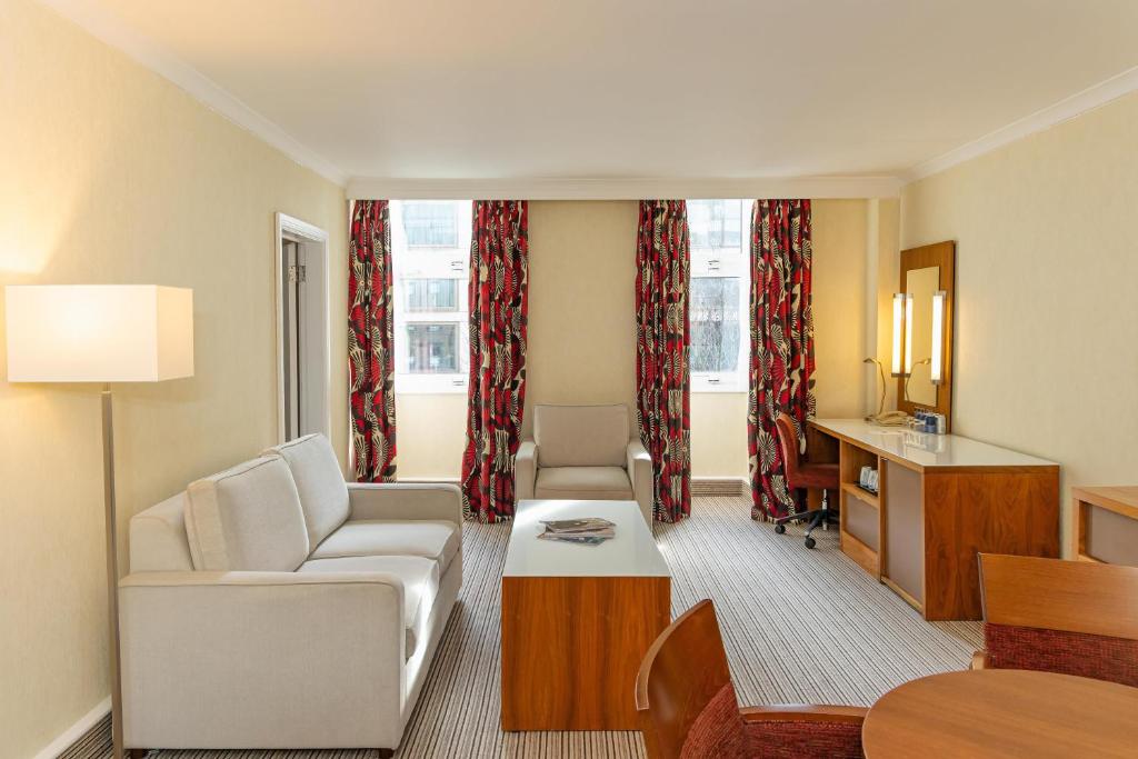 Hilton London Olympia photo