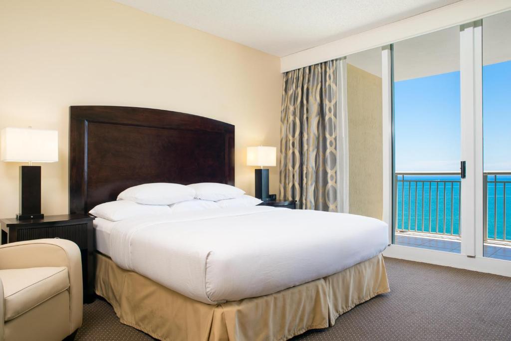 DoubleTree by Hilton Ocean Point Resort - North Miami Beach - Three-Bedroom Suite With Ocean View - Non-Smoking