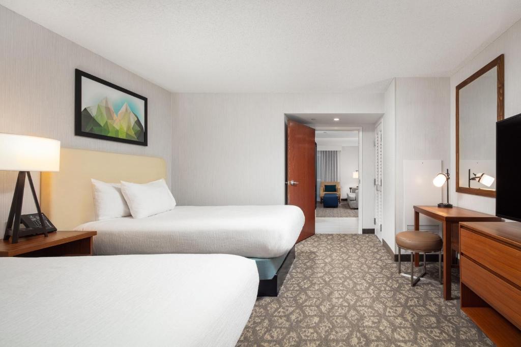 Embassy Suites by Hilton Portland Airport photo