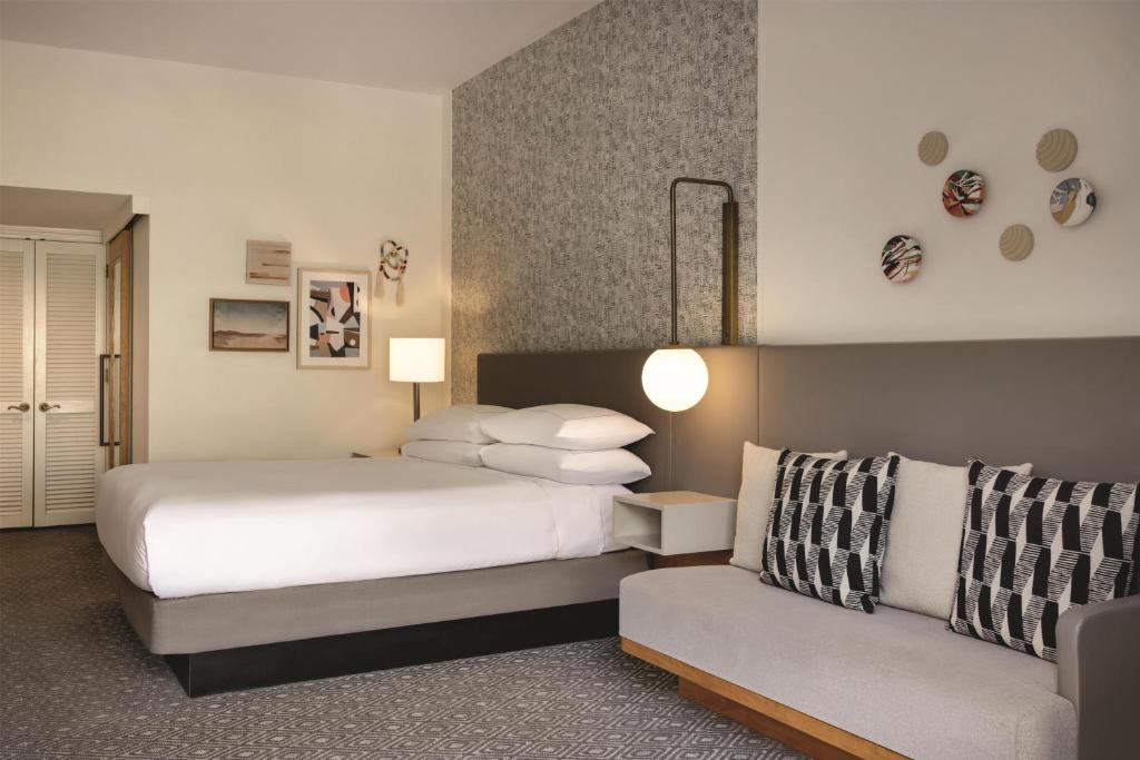 Hilton Scottsdale Resort & Villas photo