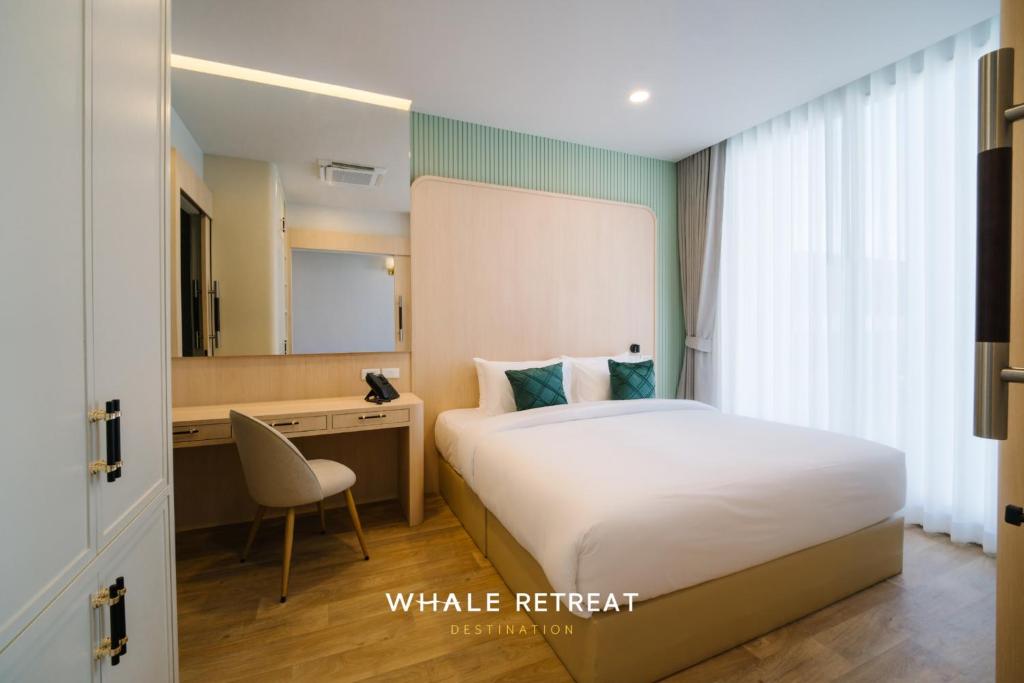 Whale Retreat Destination - Deluxe Room