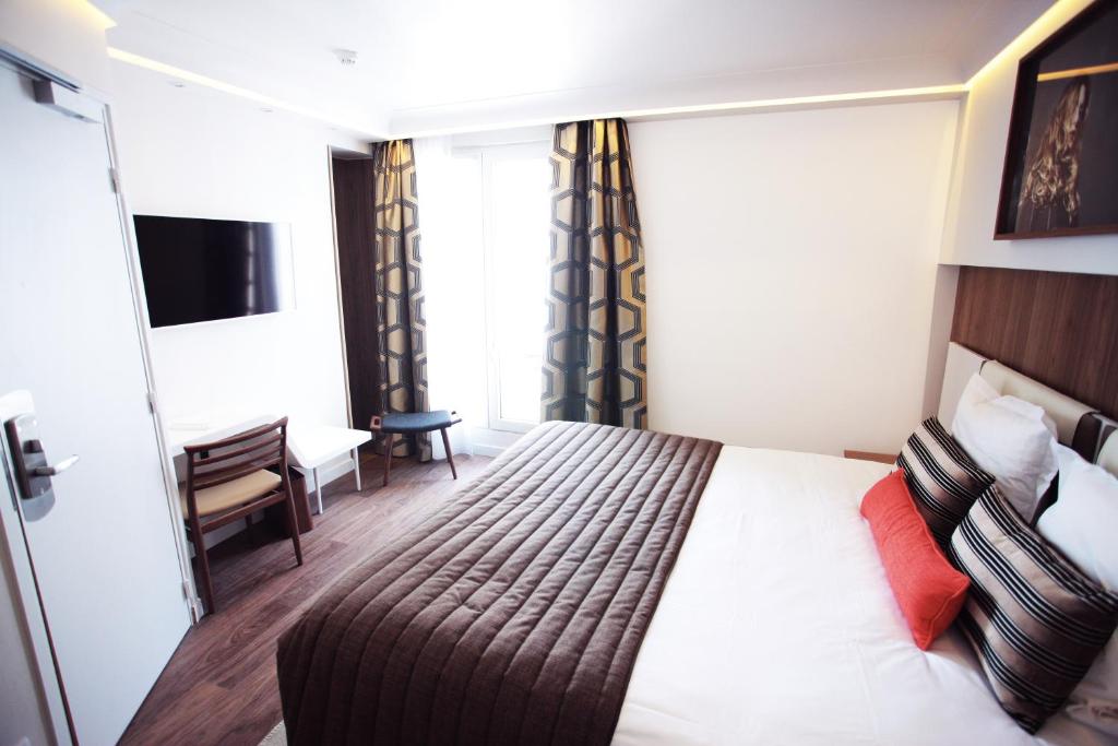 Hôtel Eiffel Turenne - Resim 44