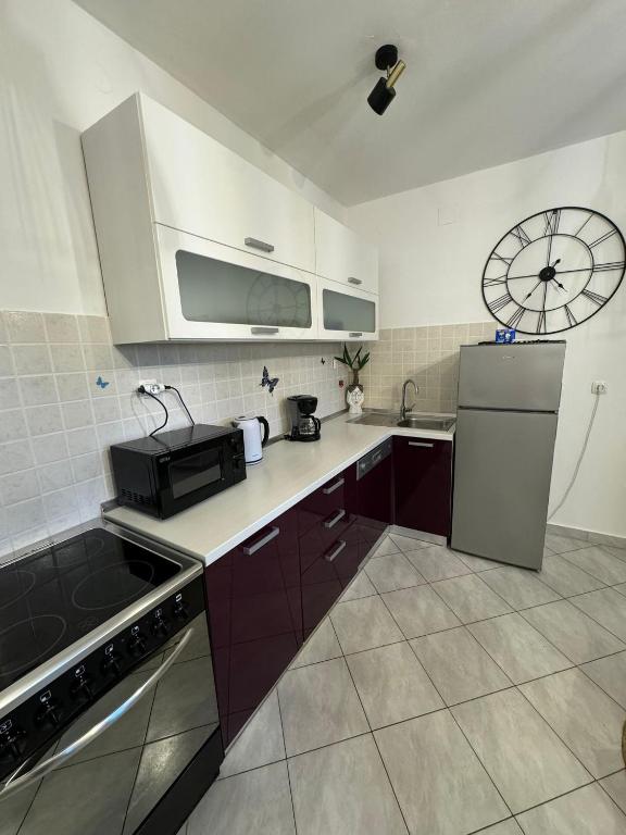 Apartments CVITA Holiday - Two-Bedroom Apartment With Terrace And Garden View
