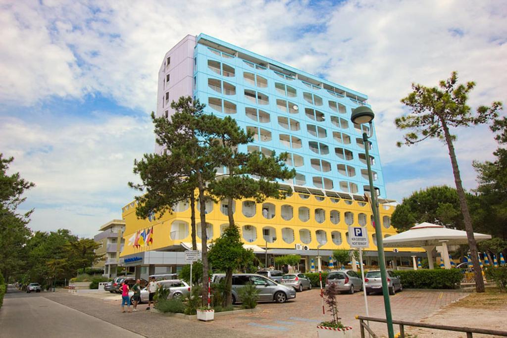 The building in which Az apartmant is located