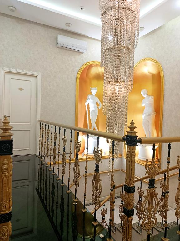 لابی و فضای عمومی Baku Dionis Boutique Nizami Street Hotel - تصویر ۵