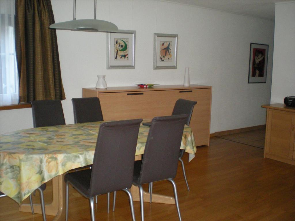 Fotografie z fotogalerie ubytování Appartementhaus La Promenade v destinaci Leukerbad