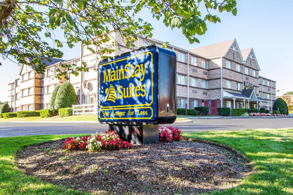 MainStay Suites Brentwood-Nashville - Housity