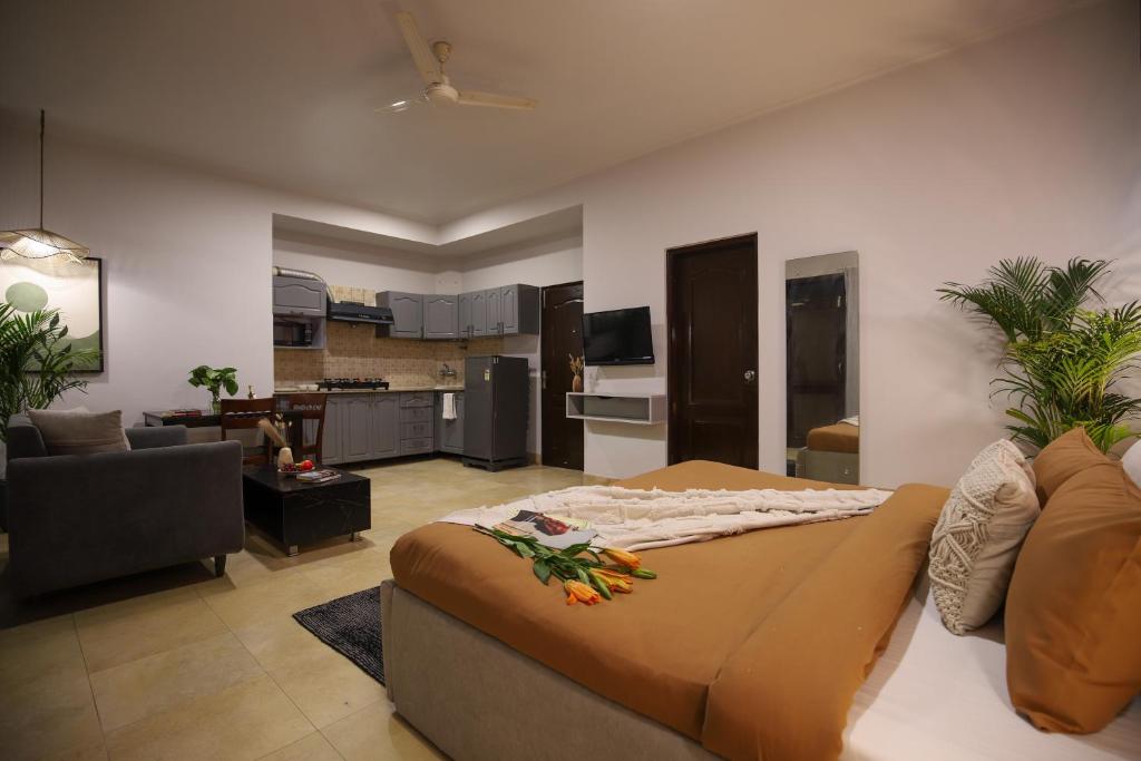 BedChambers Serviced Apartments, Sushant Lok - 