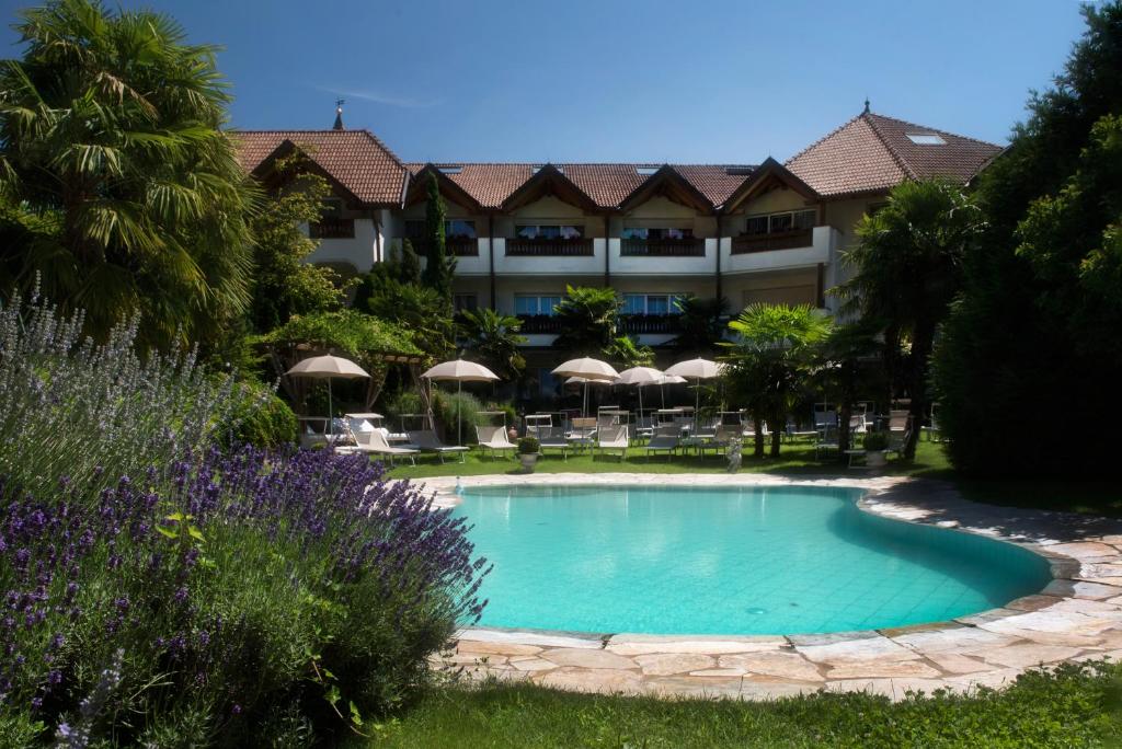Bazén v ubytování Hotel Rössl nebo v jeho okolí