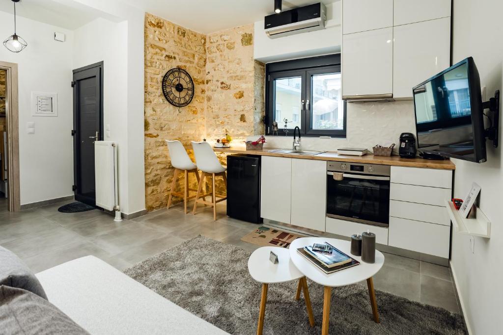 Top Alti Studio Apartment