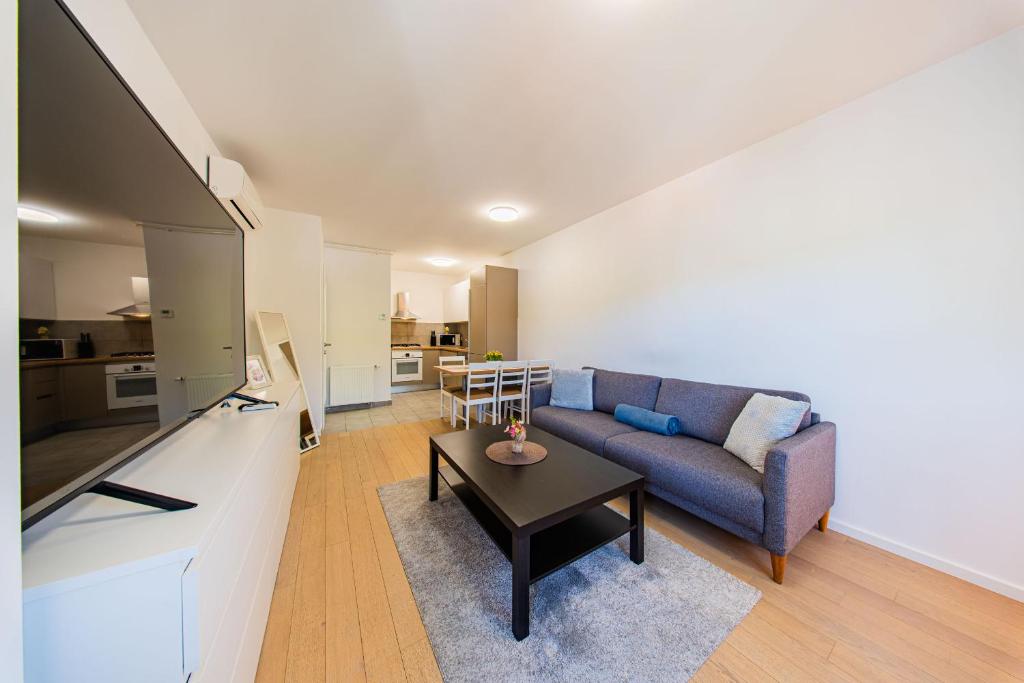 Flexible SelfCheckIns Zagreb 272 - 1 Bedroom Apartment - Loggia - Parking
