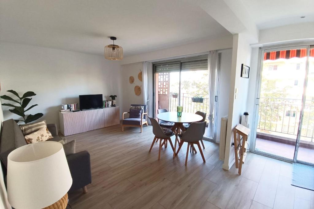 2-rooms apartment - Wifi and balcony