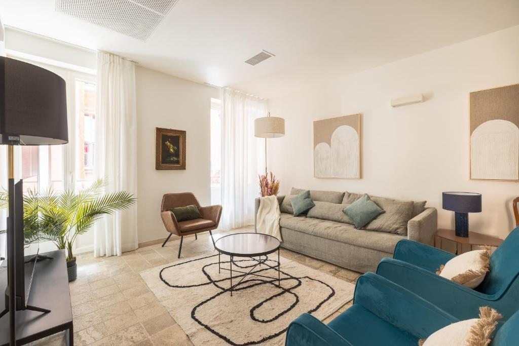 Boutique Apartment Near Piazza di Spagna