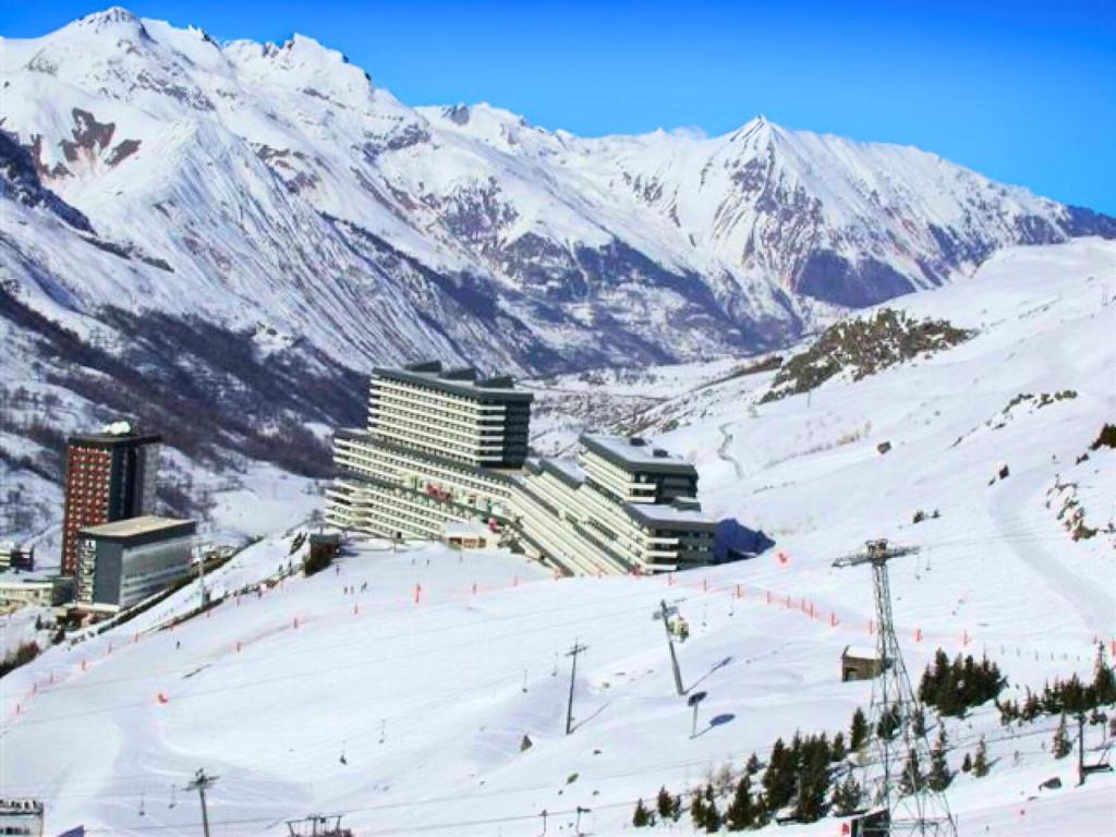 Résidence Tougnette - Studio équipé ski aux pieds aux Ménuires pour 2 personnes MAE-4004