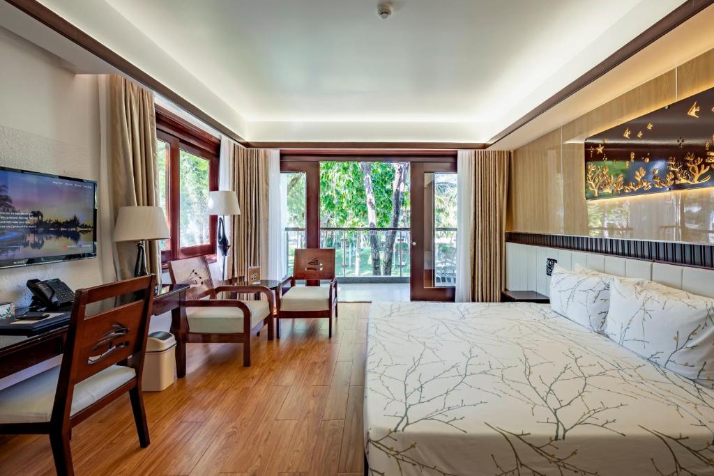 Phòng Deluxe Giường Đôi Nhìn Ra Vườn