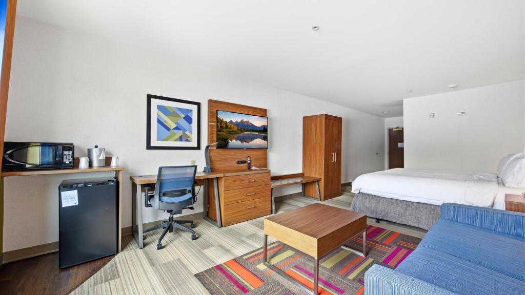 Holiday Inn Express & Suites Bethlehem Airport-Allentown Area photo
