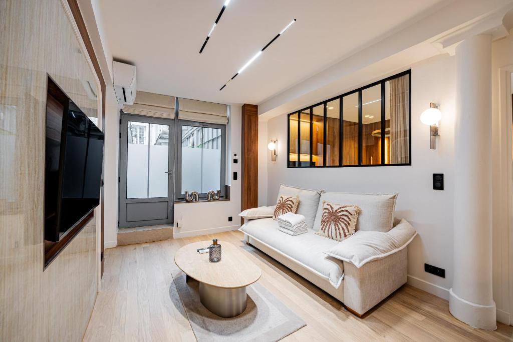 New suite 6 people - Saint Germain Notre-Dame#AC