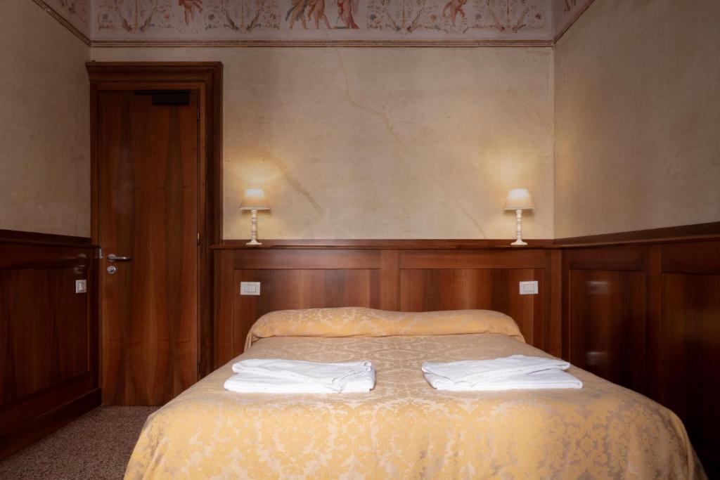 Foresteria Valdese Venezia - Doppelzimmer Mit Eigenem Externen Badezimmer