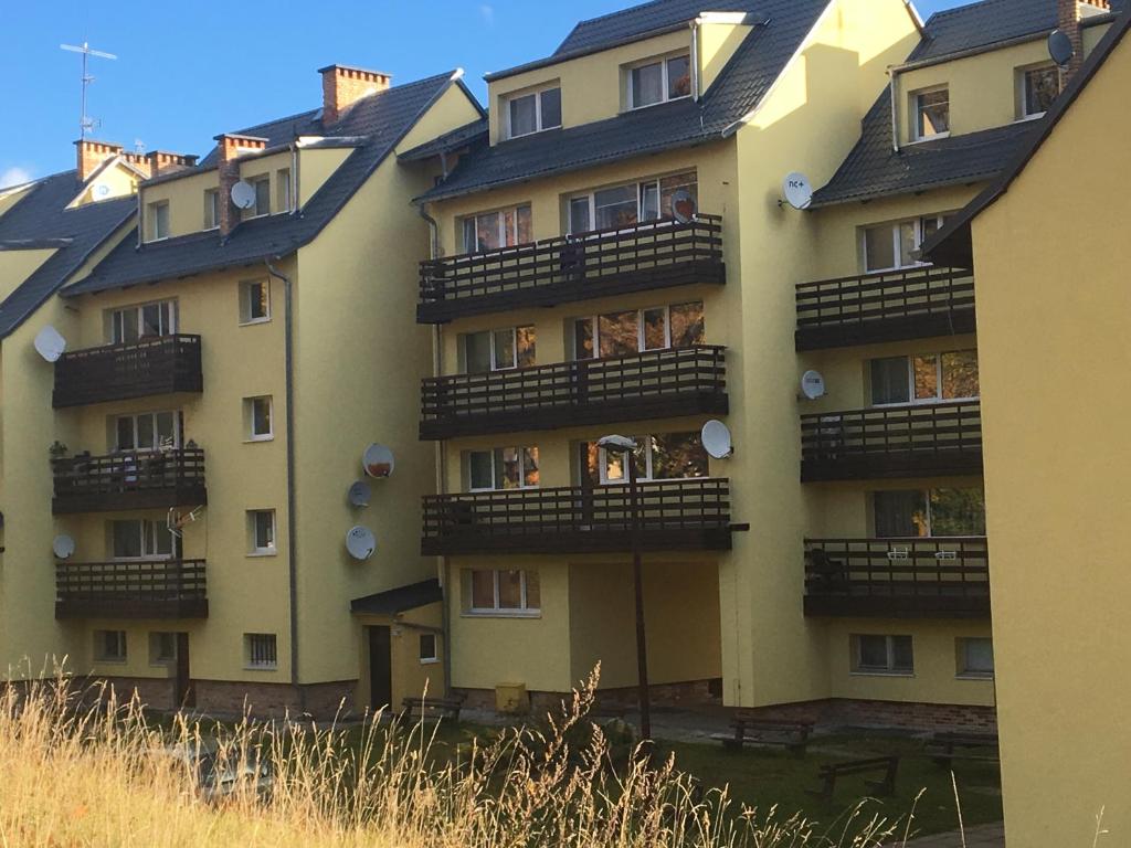 Budova, v ktorej sa apartmán nachádza