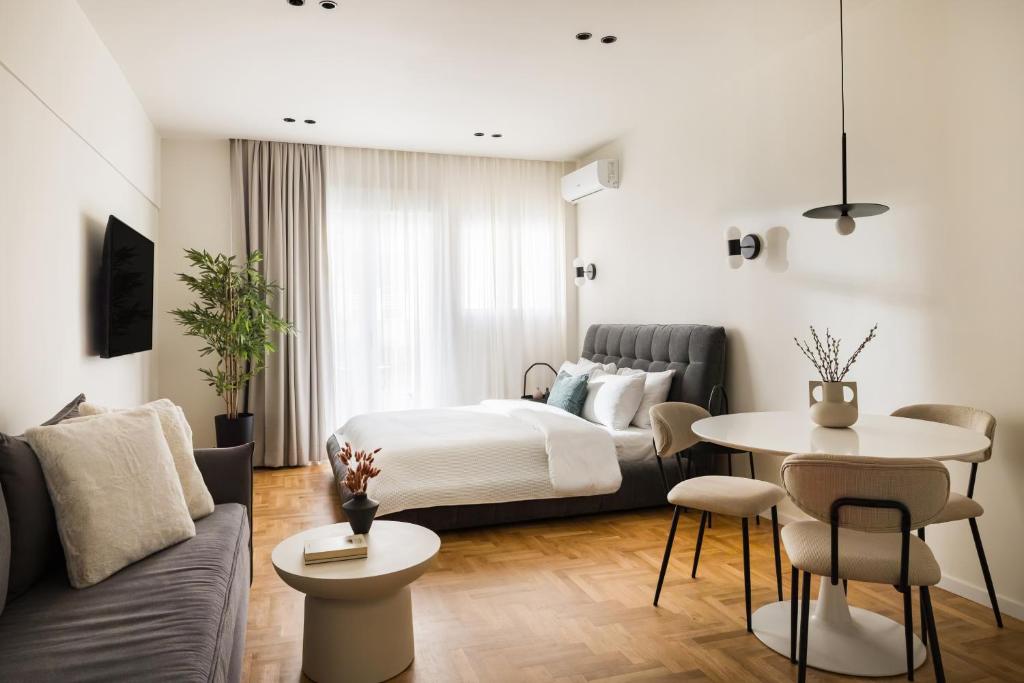 Studio 34 City Center Apartment