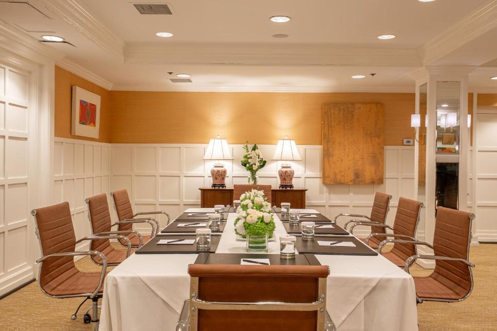 The Eliot Hotel photo