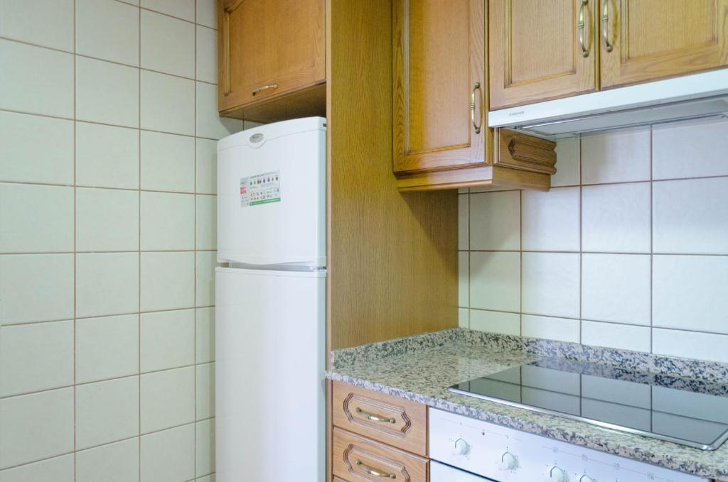 Kuchyň nebo kuchyňský kout v ubytování Apartaments La Bonaigua