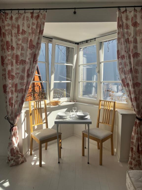 Apartamenty Helski Domek - Housity