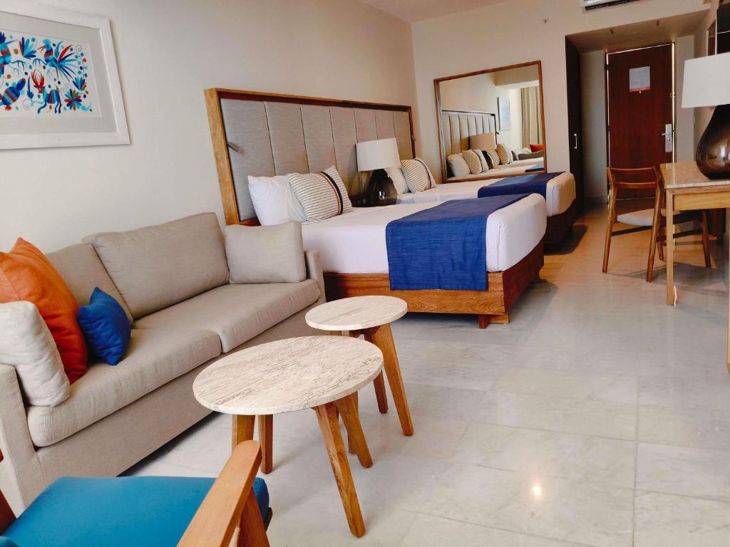 Park Royal Mazatlán - Junior Suite With One Double Bed