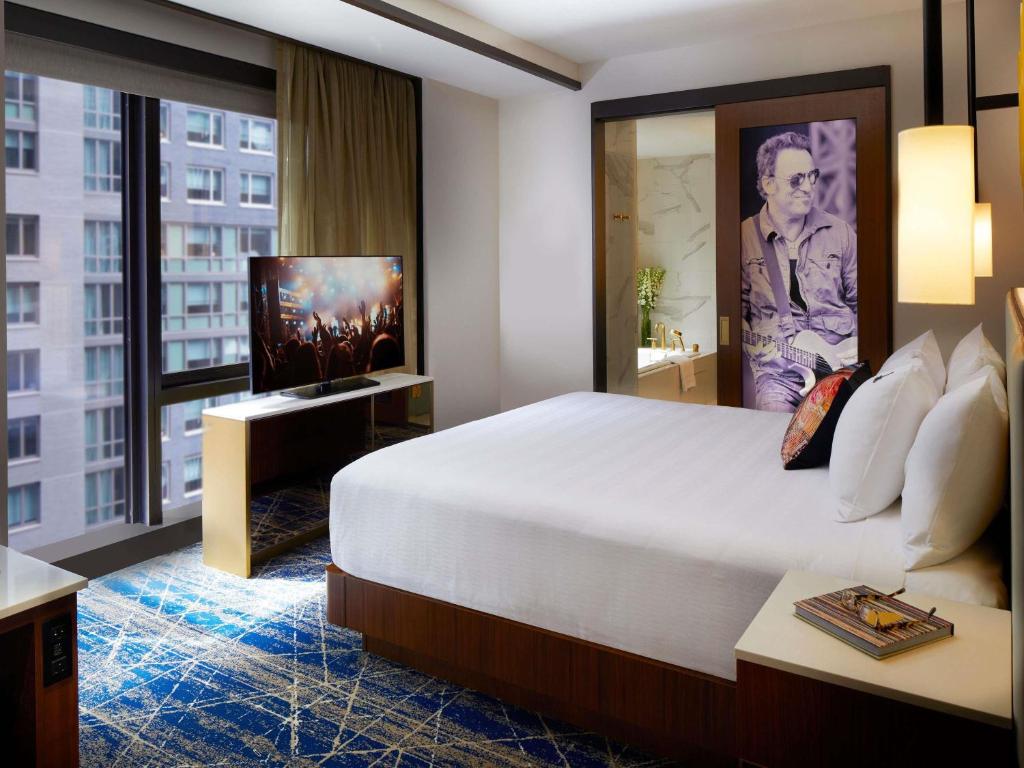 Superior Room, 1 King Bed
