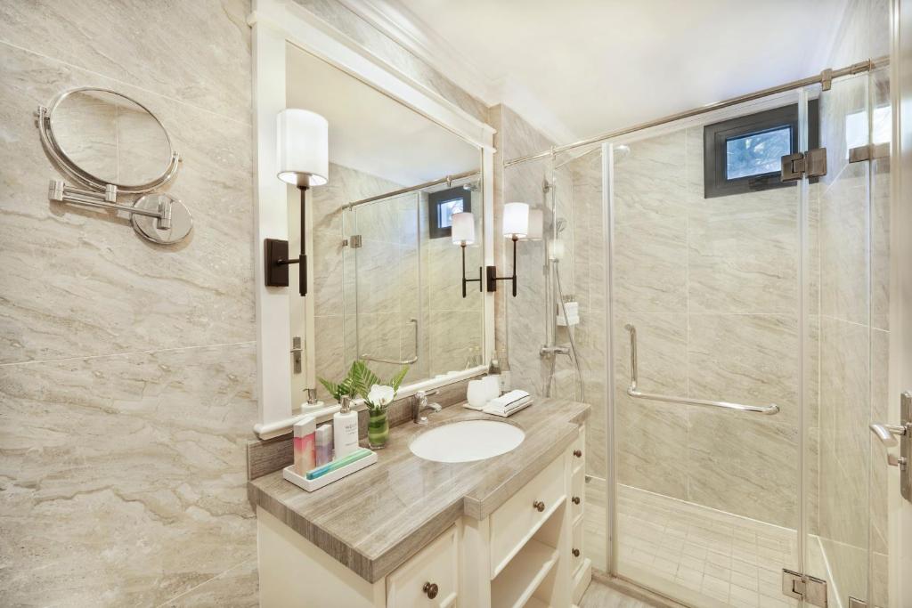 Biệt Thự 2 Phòng Ngủ Có Tầm Nhìn Ra Hồ Và Hồ Bơi Riêng