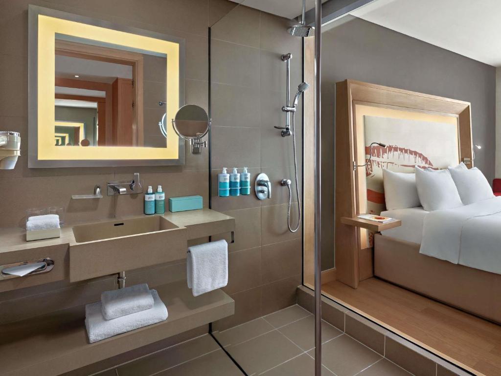 Phòng Deluxe 2 Giường Đơn Nhìn Ra Thành Phố
